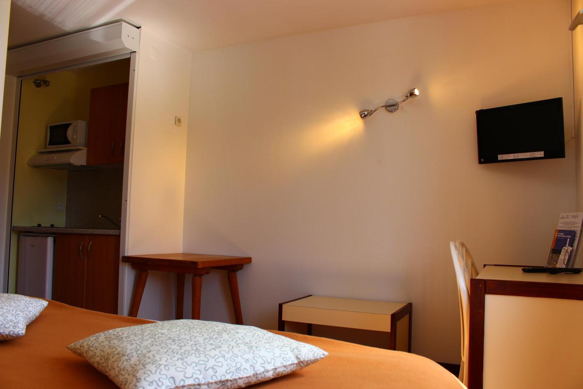Hotel Les Gabarres Тур-де-Фор Номер фото